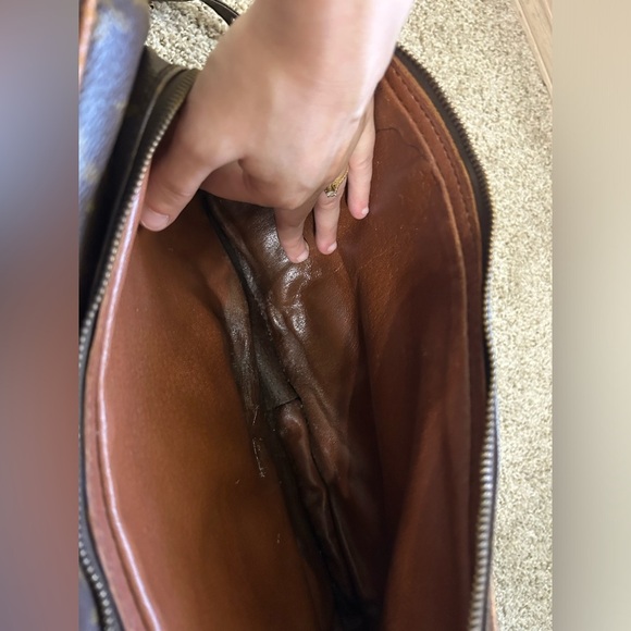 Vintage Louis Vuitton Brown Messenger Bag Monogram Design Coated Canvas Leather - Picture 13 of 16